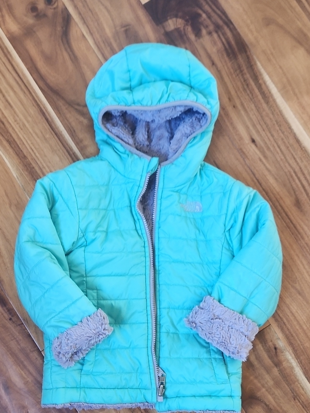 The North Face Girls' Teal Reversible Hooded Puffer with Faux Fur Grey Lining 4t